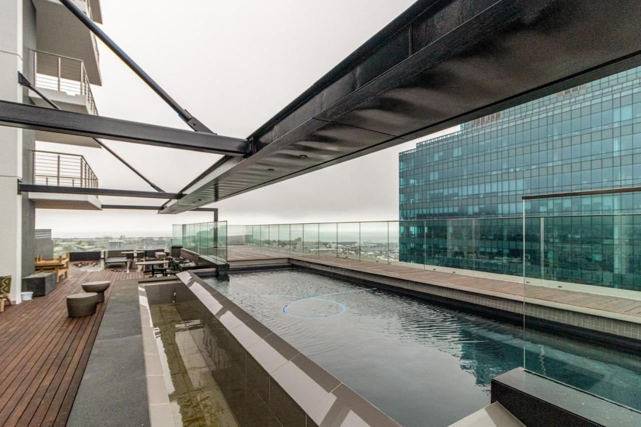 16 On Bree - Luxury One Bedroom Apartment In Cape Town Bagian luar foto